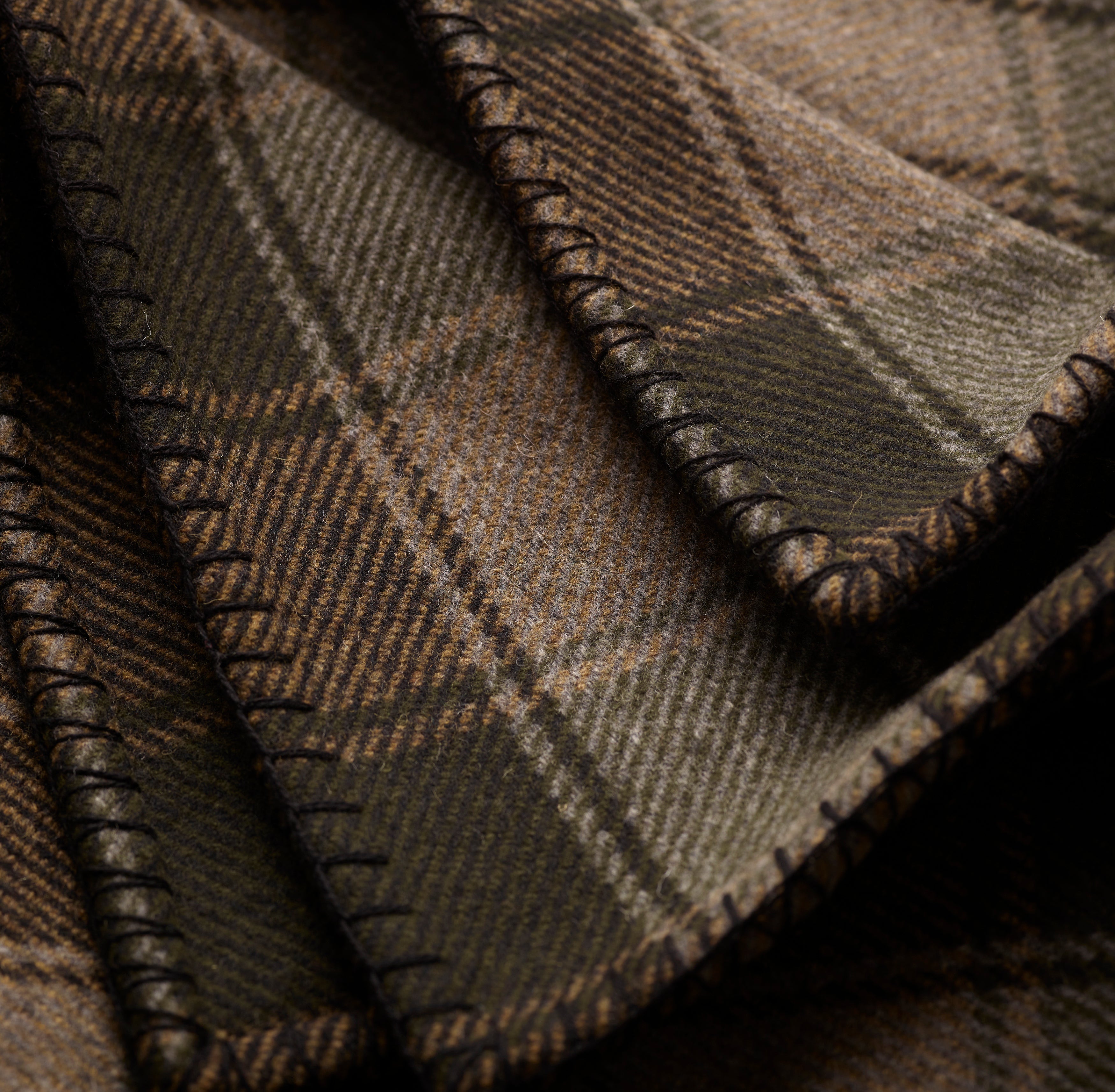 Fox Brothers Khaki Edington Throw